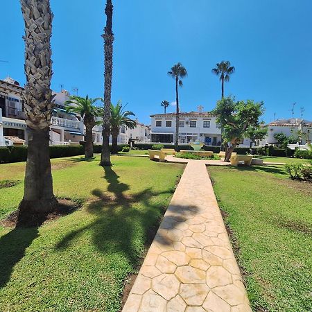 Bebi Casa Apartment Torrevieja Exterior photo